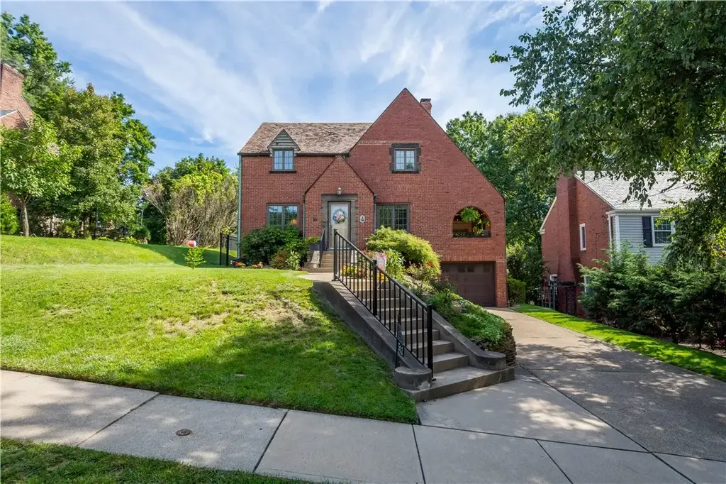 511 Longridge Drive, Mt Lebanon