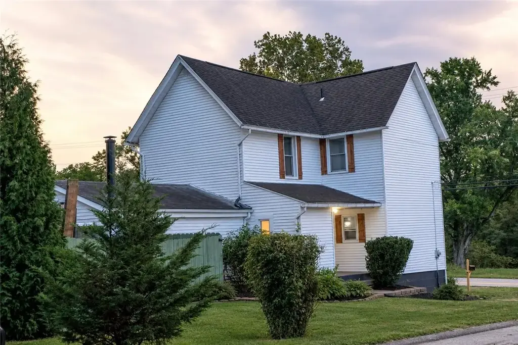9966 Broadway Street , North Huntingdon