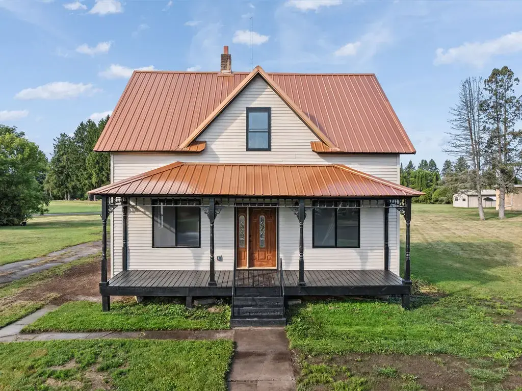N3721 1st Street, Weyerhaeuser