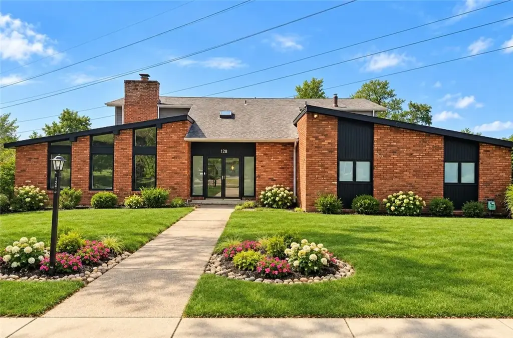 128 Monticello Drive , Monroeville