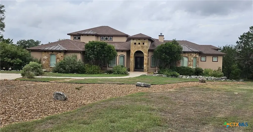 2613 Red Bud Way, New Braunfels
