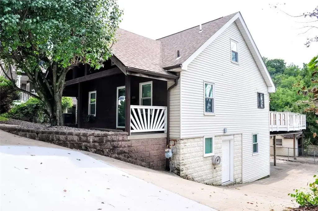 204 Weavertown Road , North Strabane