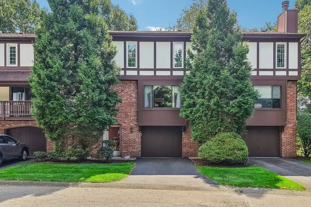 330 Woodbridge Drive, Ross
