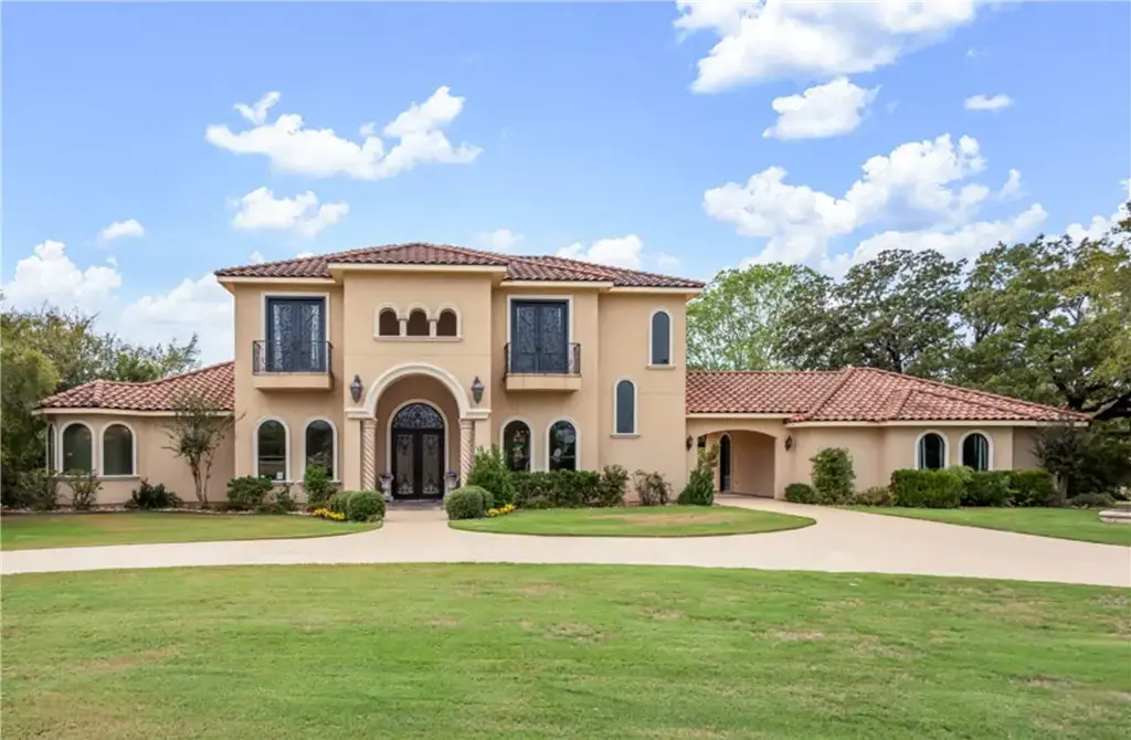 17674 Saddle Creek Drive, College Station