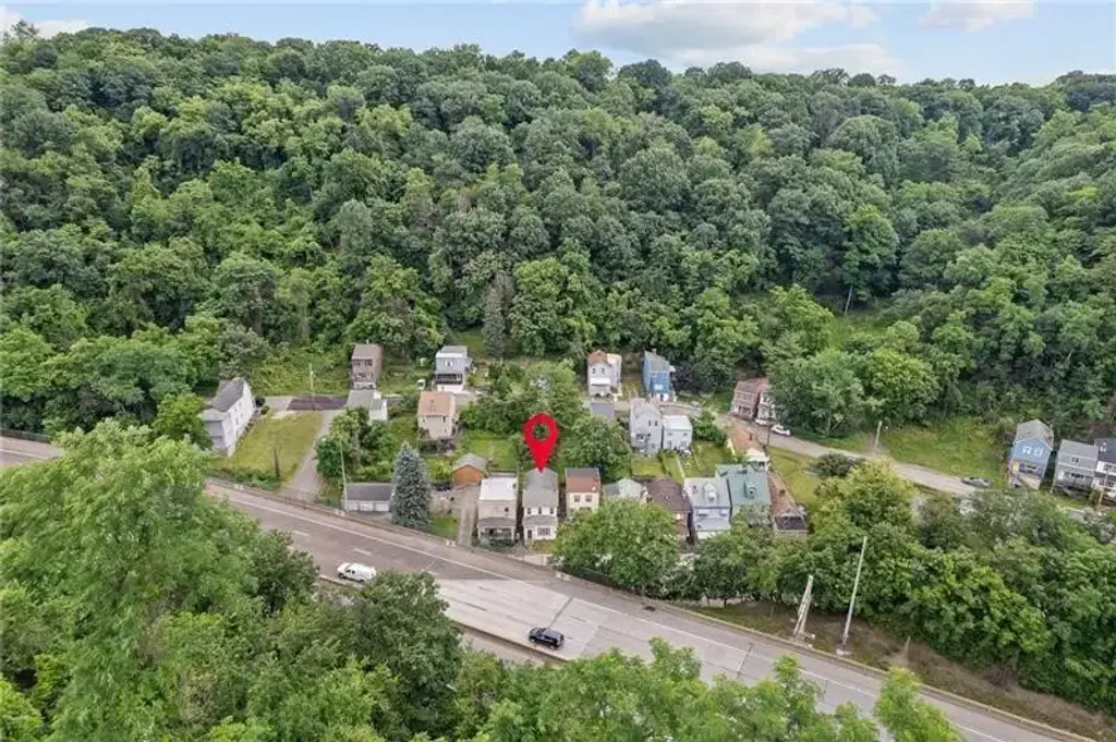 713 Saline Street , Greenfield