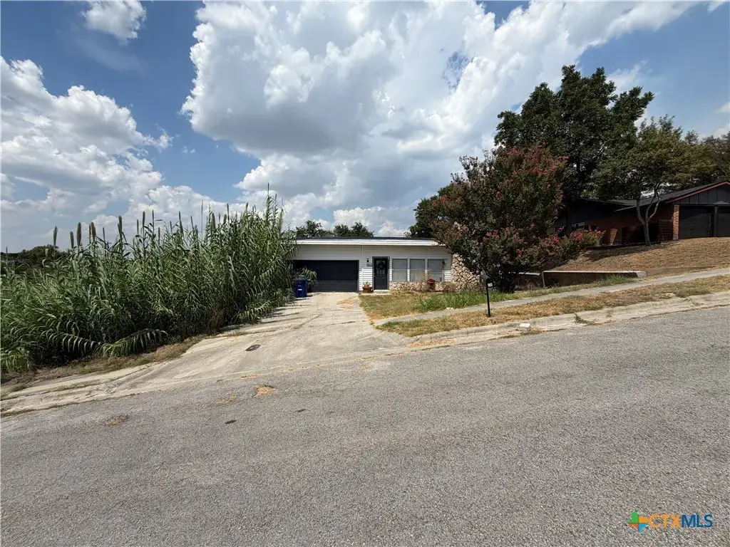 903 Davie Lee Drive, Copperas Cove