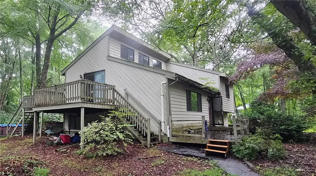 458 Klondike Rd, Charlestown