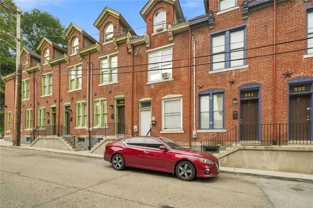 856 Brightridge Street , Central North Side