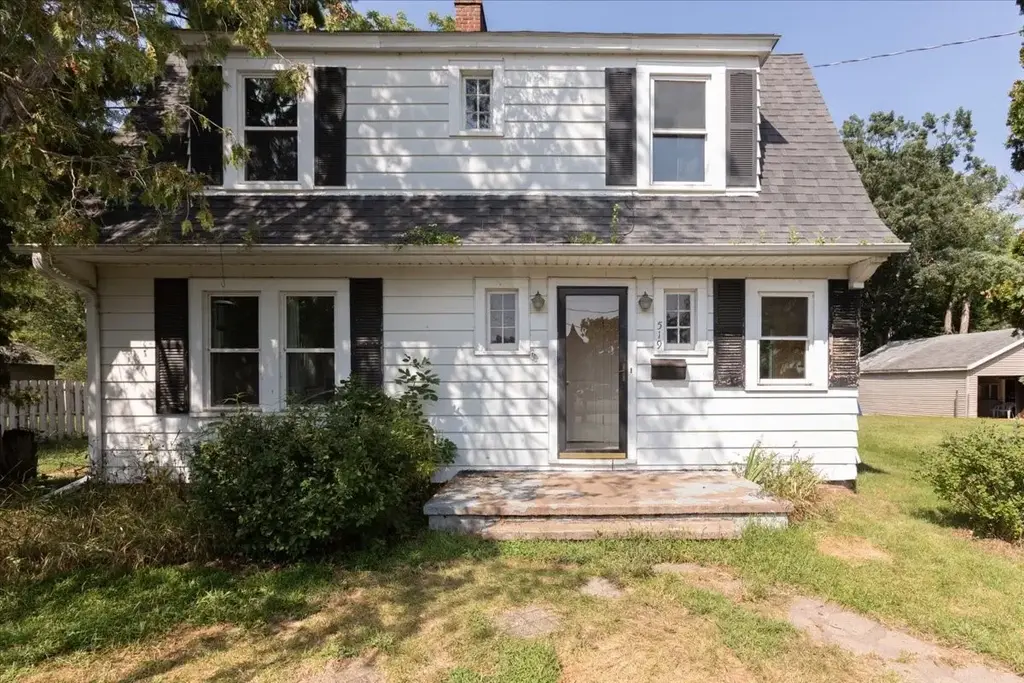 519 W 12th Avenue, Menomonie