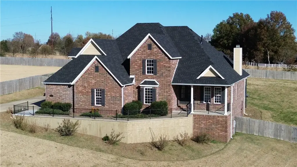 294 Arlington Way, Tontitown