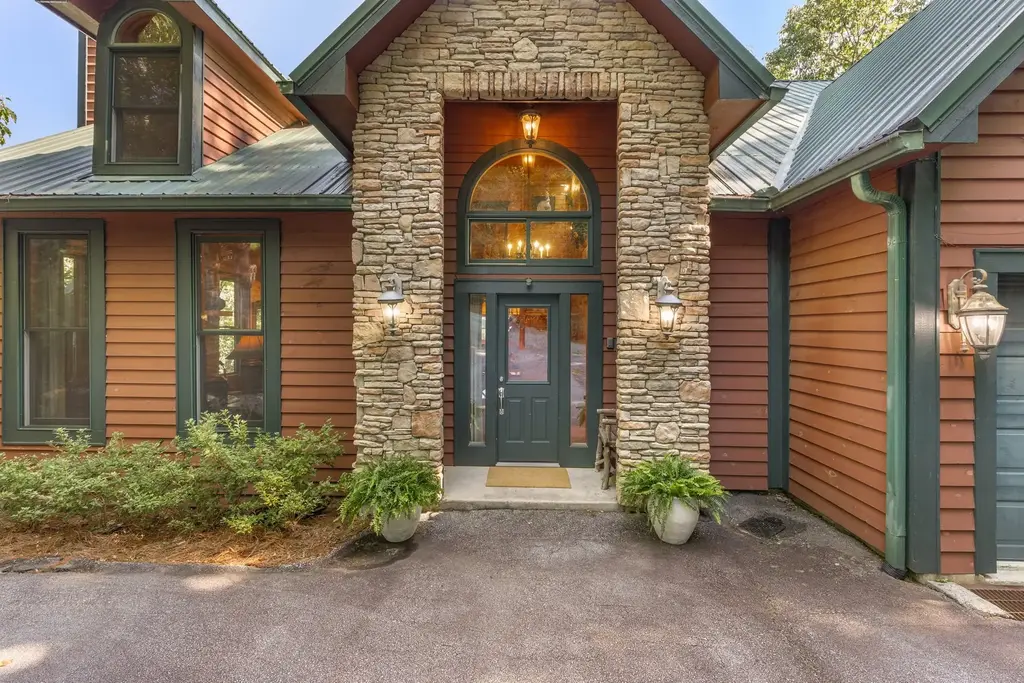 203 Cucumber Court, Sapphire