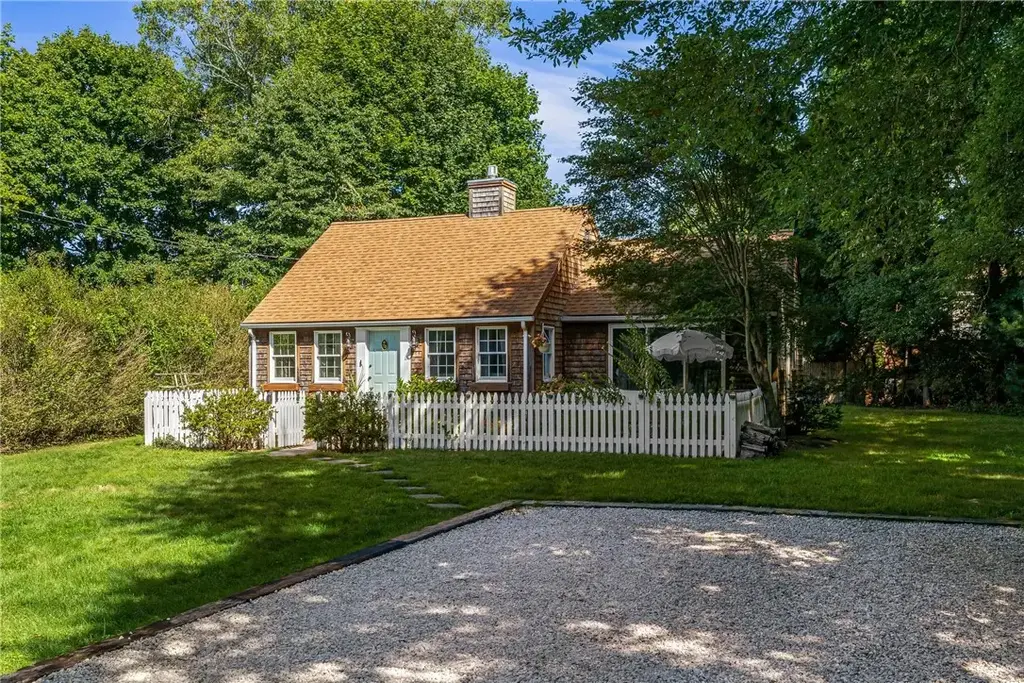 76 Nautilus St, Jamestown