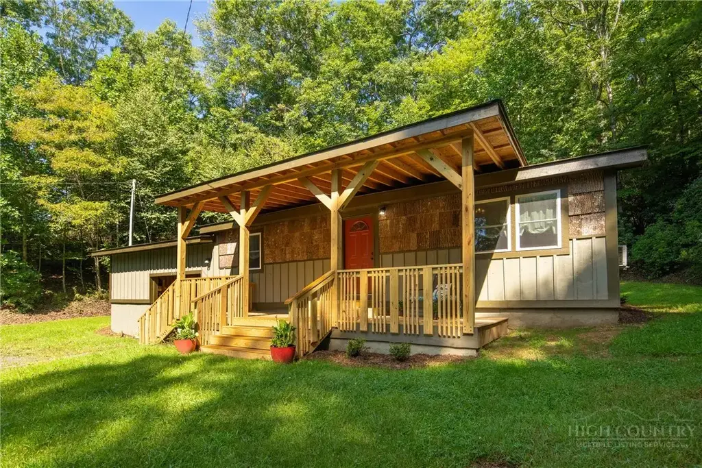 190 Hummingbird Lane, Fleetwood