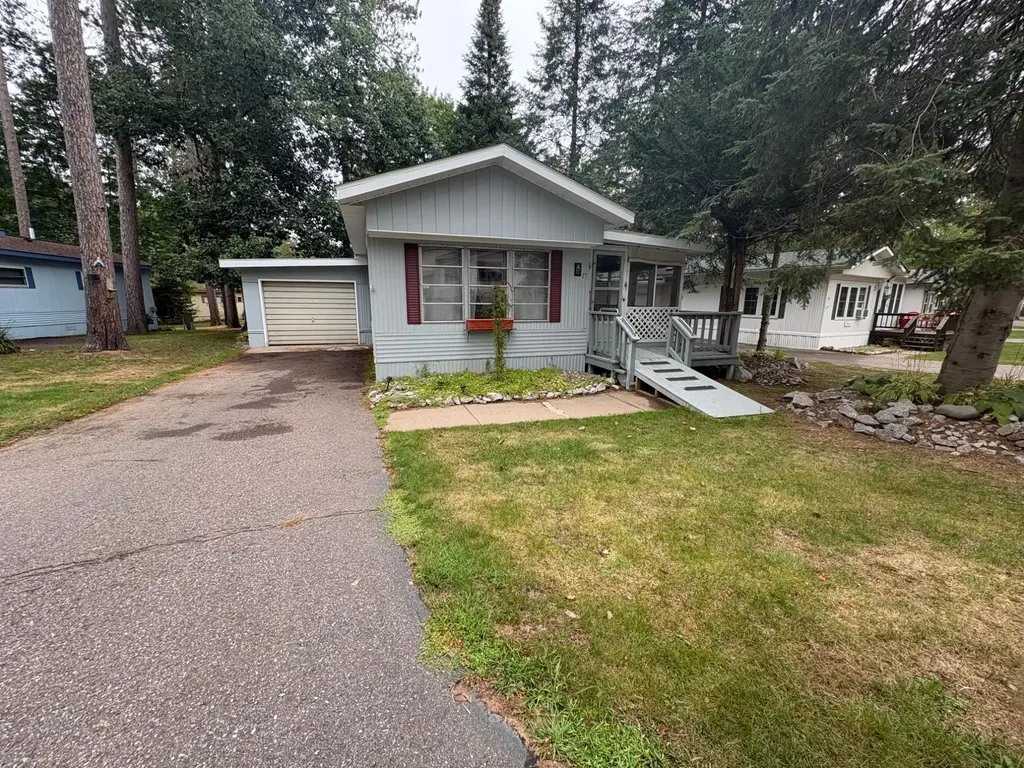 11070 Bellwood Dr # 77, Minocqua