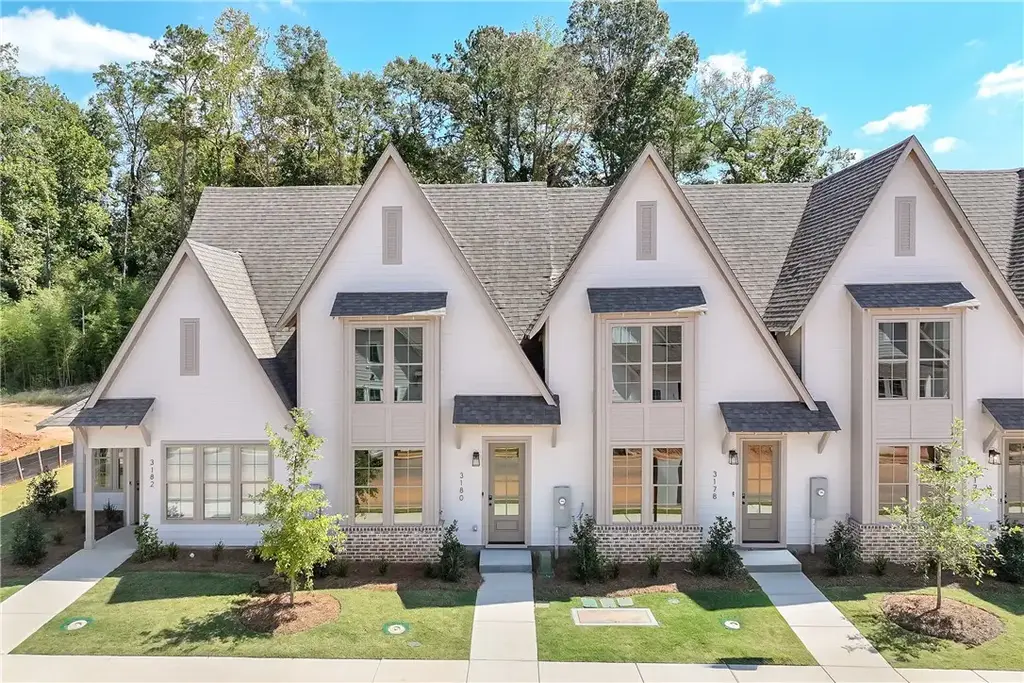 3180 Bottle Way, Auburn