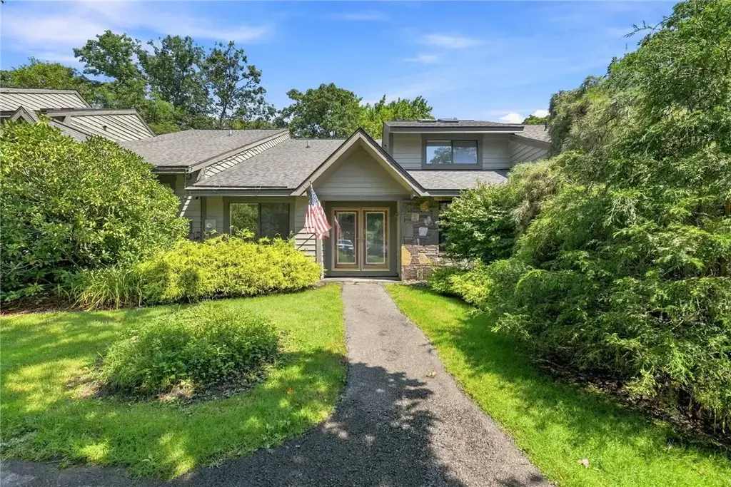 1938 South Ridge Way, Hidden Valley