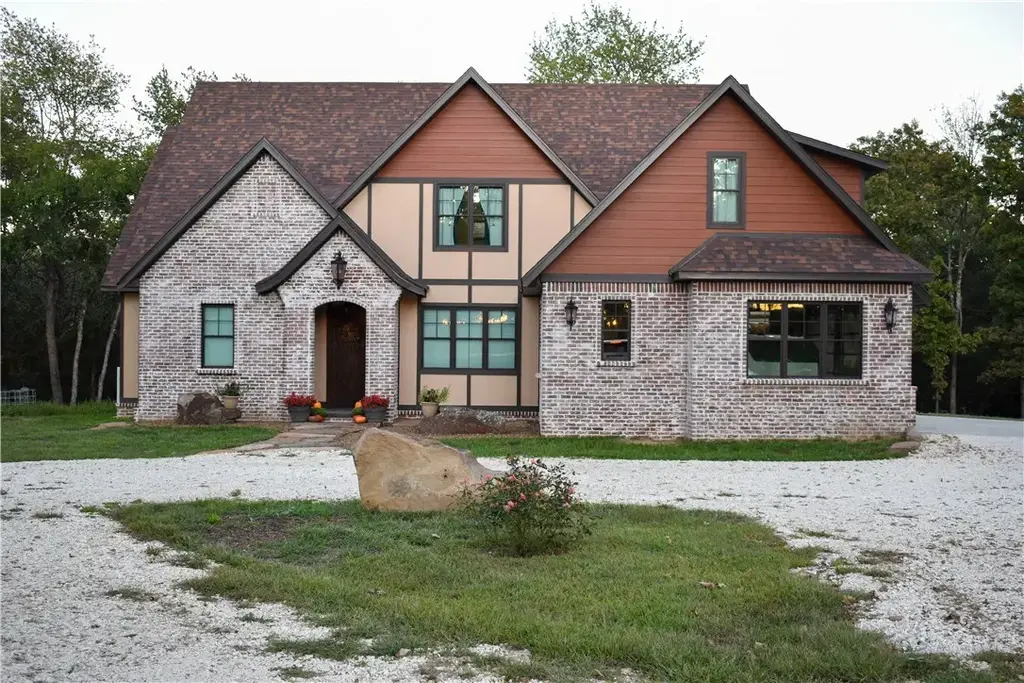 10368 Beatty Road, Lincoln