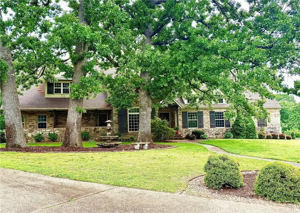 10822 Millstead Lane, Bentonville