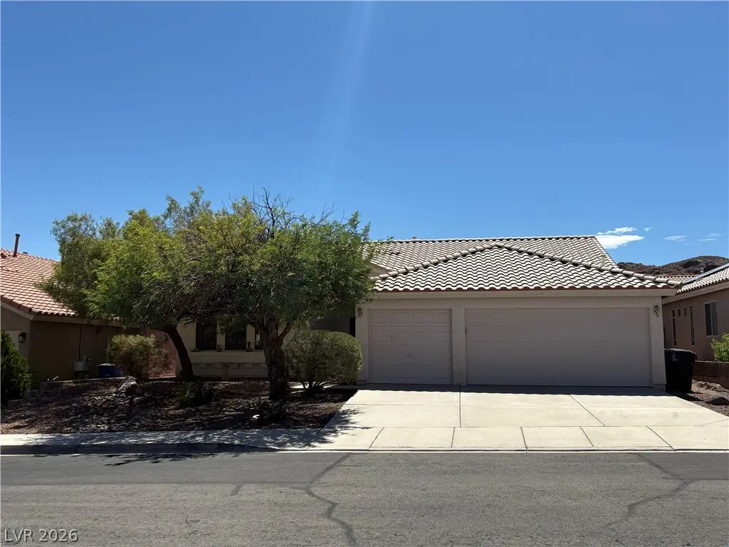 Photo of Listing #2816555