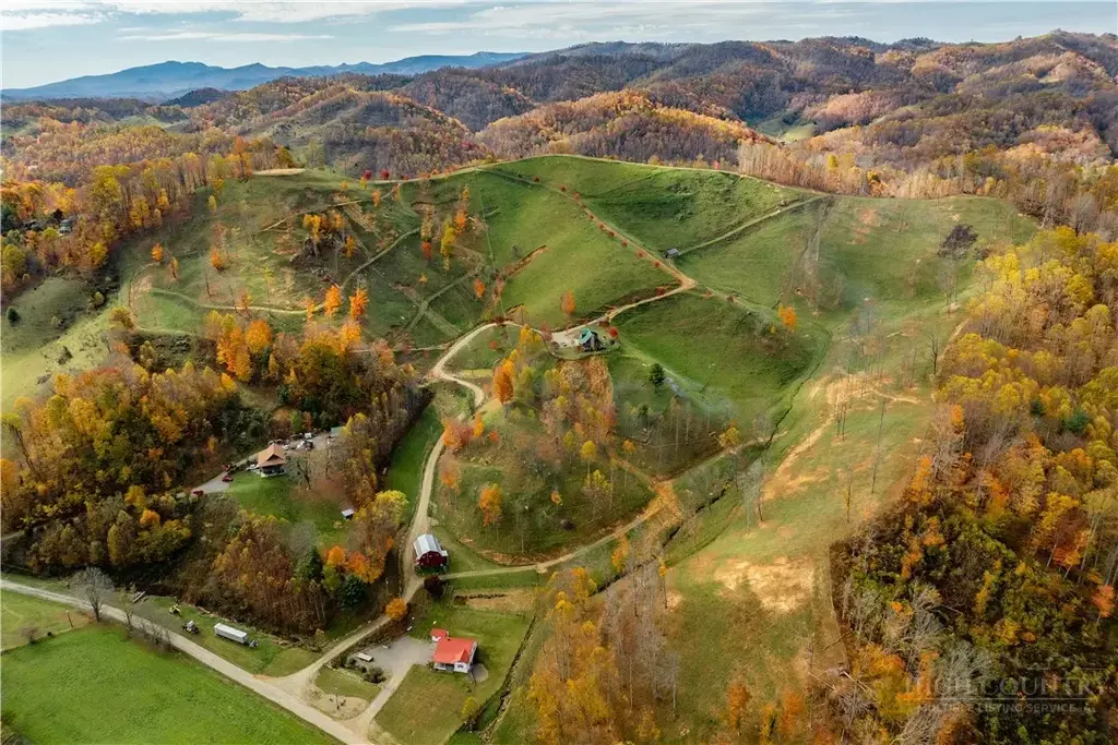 1128&1148 Drakes Creek Road, Trade