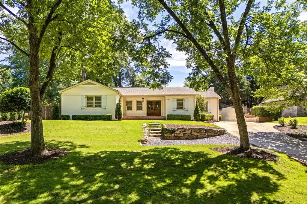 265 Chewacla Dr, Auburn