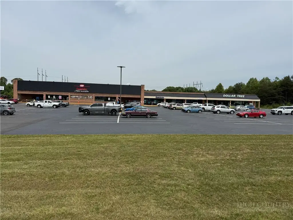 101 Nw Market Place, North Wilkesboro
