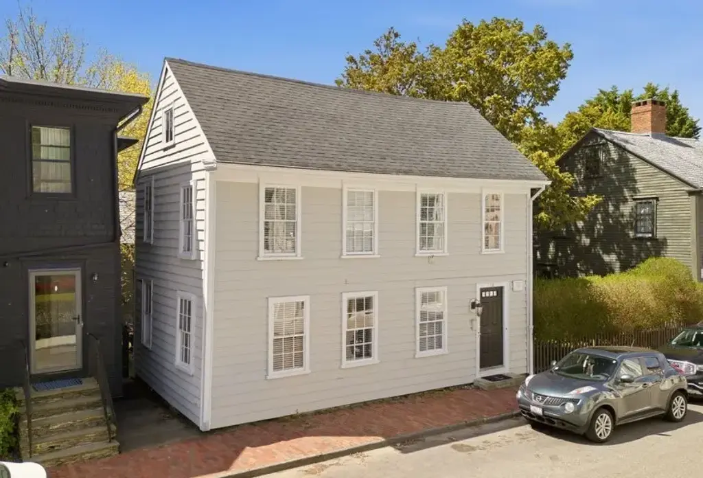 5 Division St, Newport