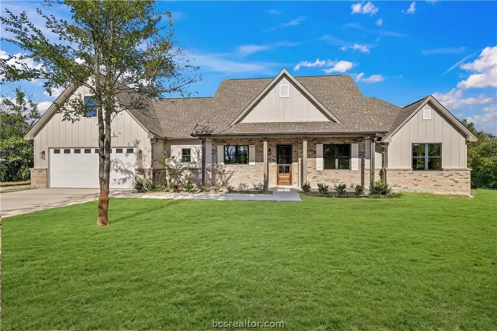 13185 Hopes Creek Road, College Station