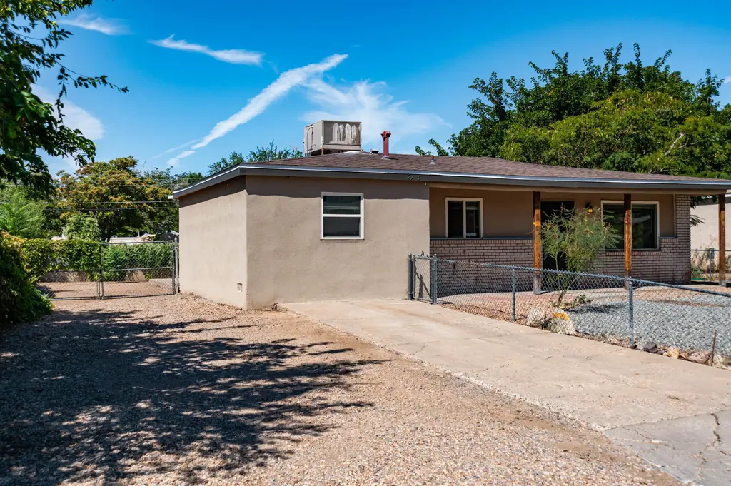 2713 Morris Street Ne, Albuquerque