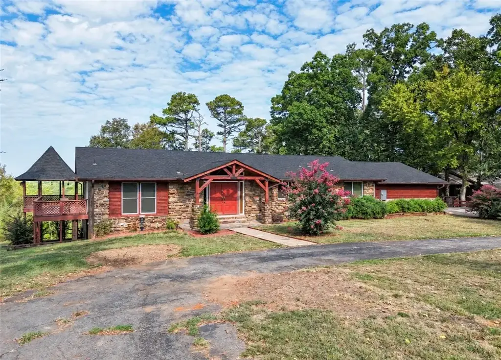 6 Briarwood Lane, Clarksville