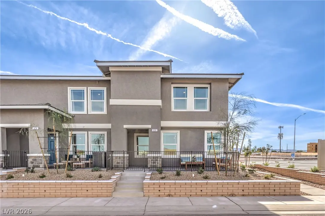 917 Pink Sugarbird Street, Henderson