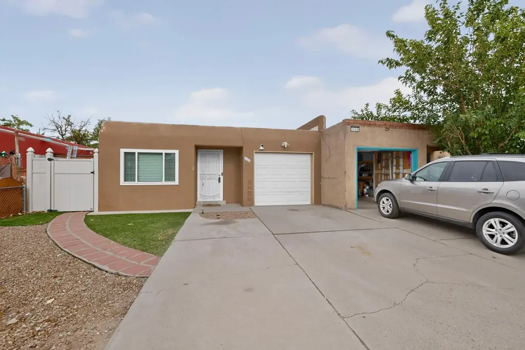 3412 Abbey Court Nw, Albuquerque