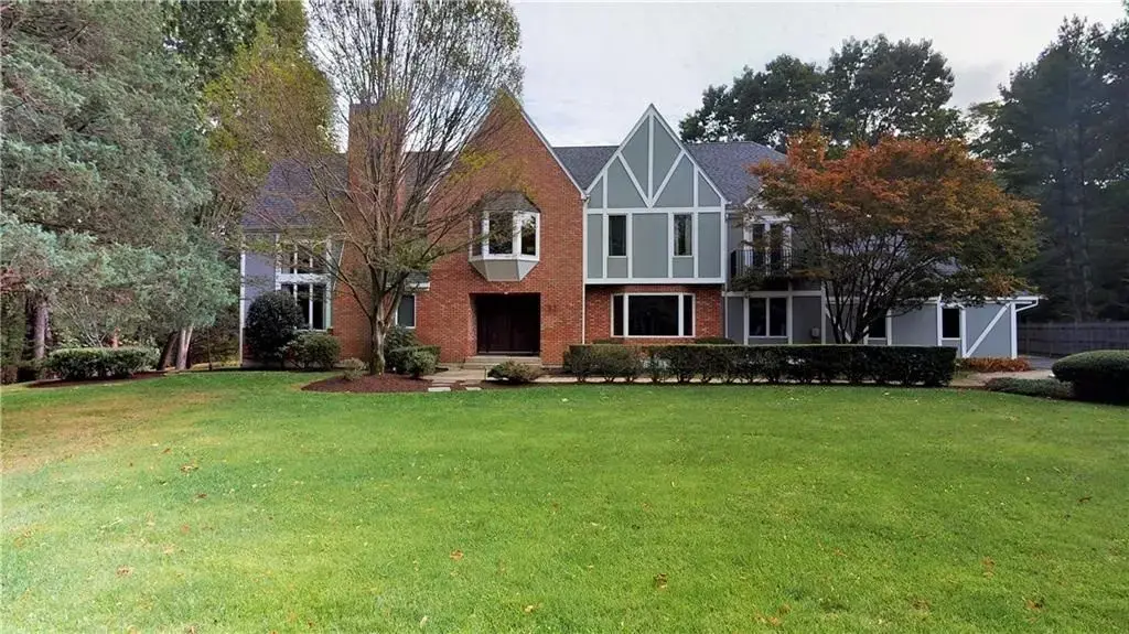48 Saint George Ct, Warwick