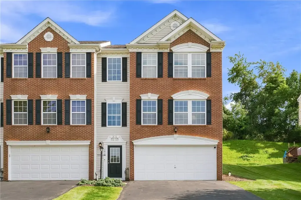 1618 Brandtview Court , Franklin Park