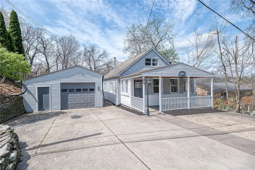 928 5th Street , Penn Hills