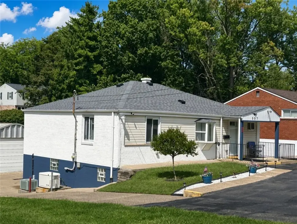 557 Beatty Road , Monroeville