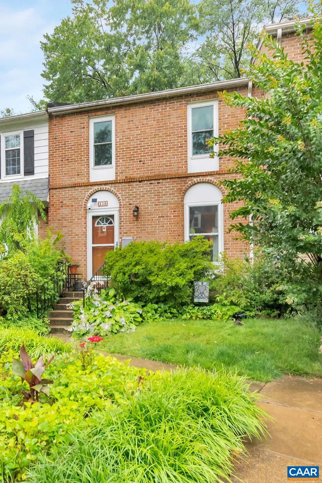 118 Scarborough Pl, Charlottesville
