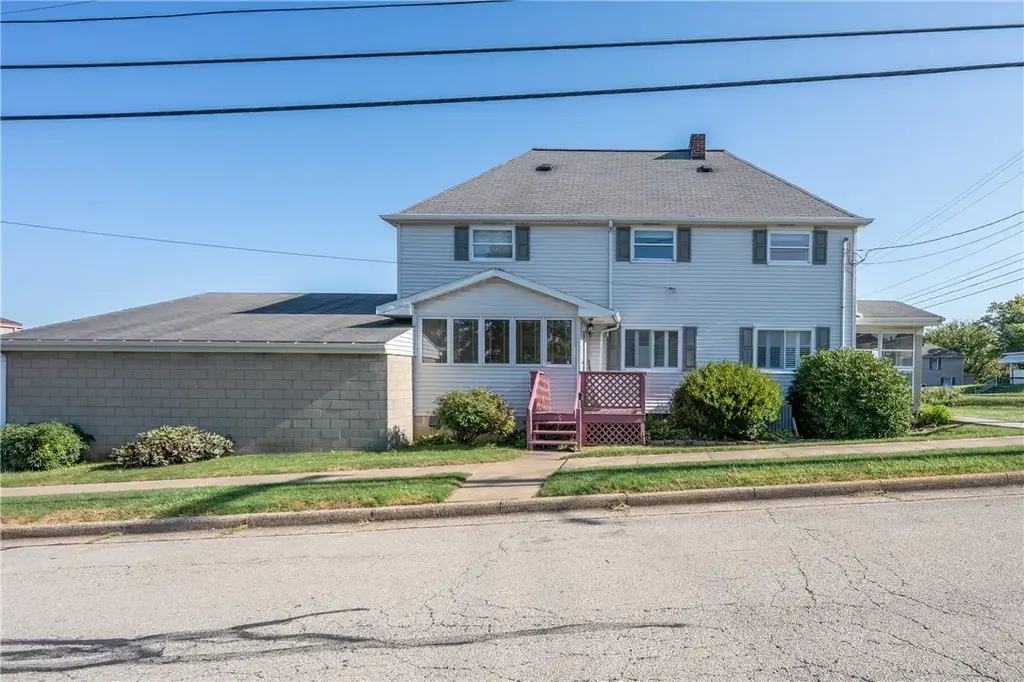 511 Lewis Avenue , Jeannette