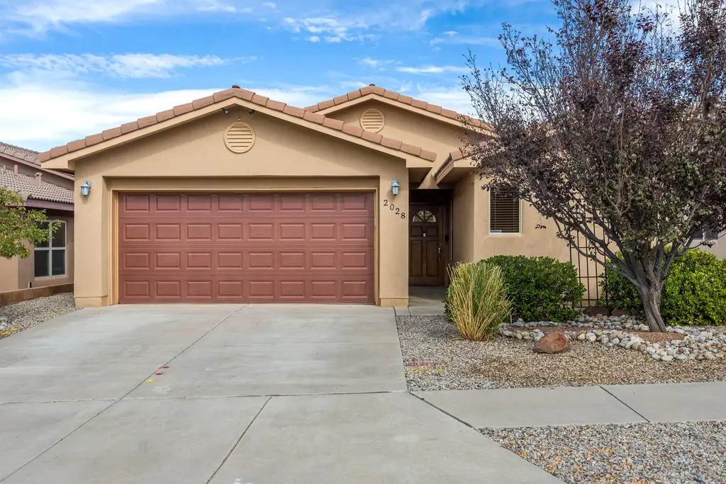 2028 Mountaineer Drive Se, Albuquerque