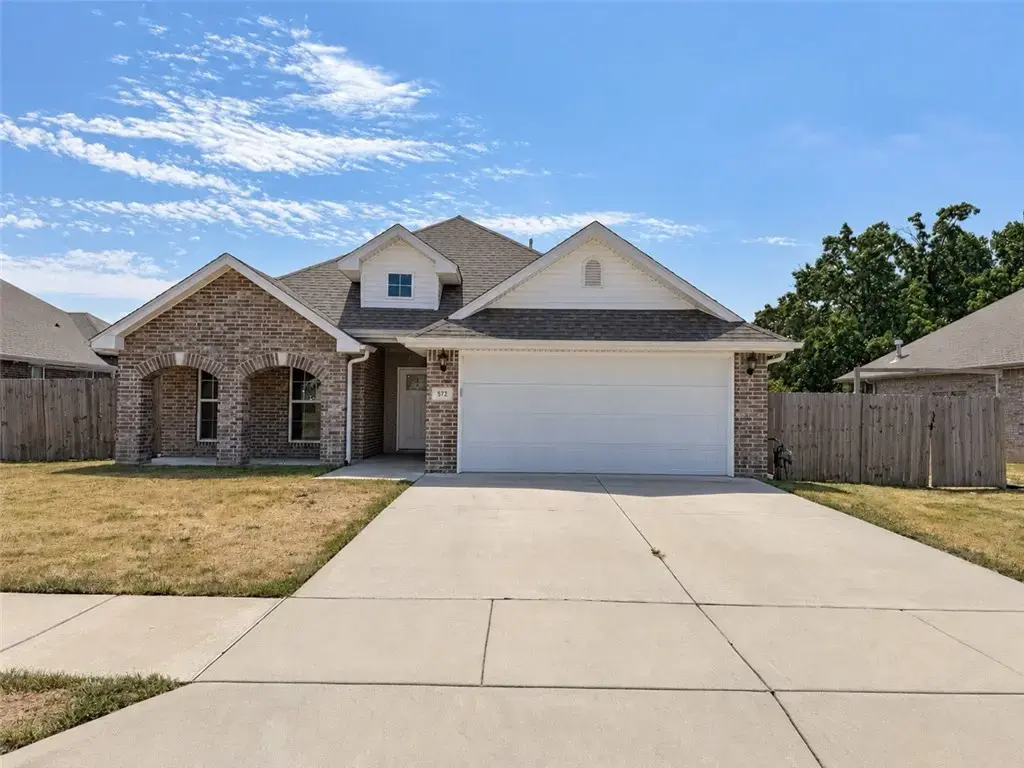 572 Fox Circle, Pea Ridge