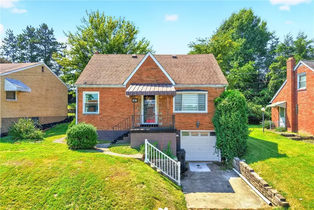 169 Carmella Drive , White Oak