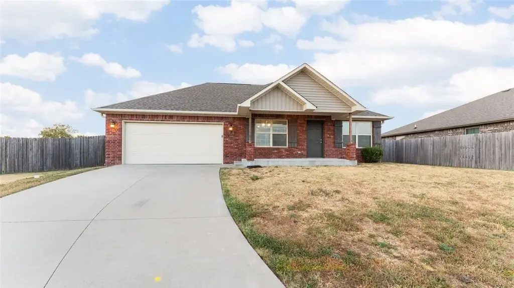 2108 Cheyenne Circle, Gentry