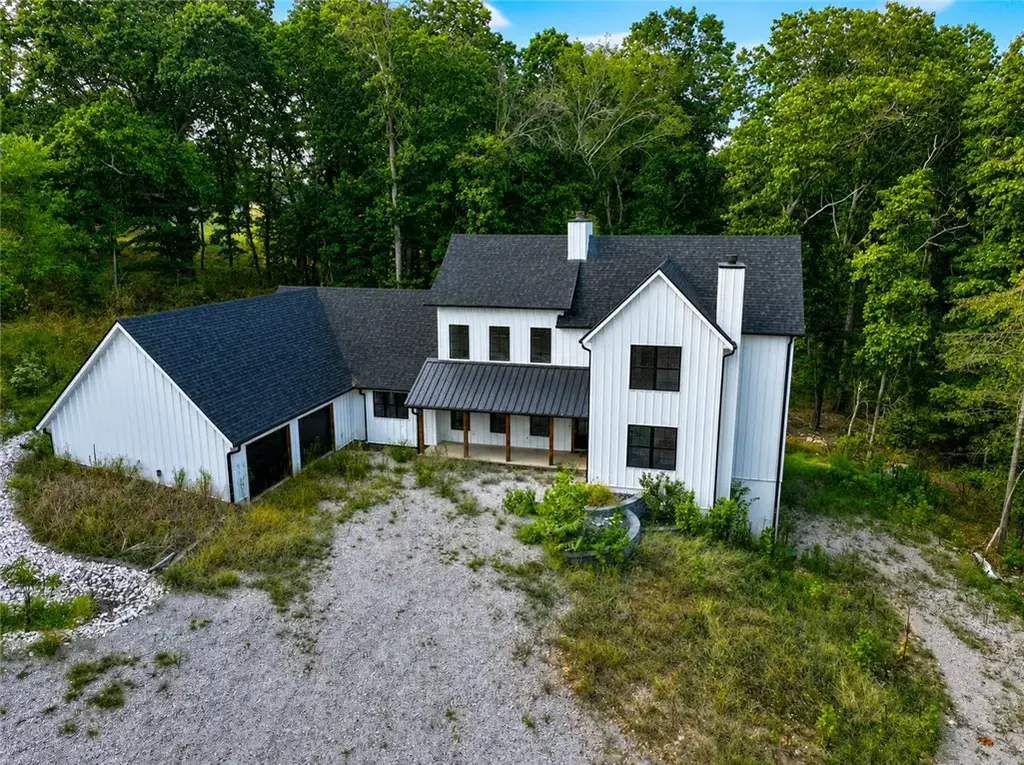 100 Builders Lane, Anderson
