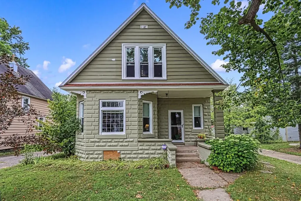 810 Randall Ave, Rhinelander