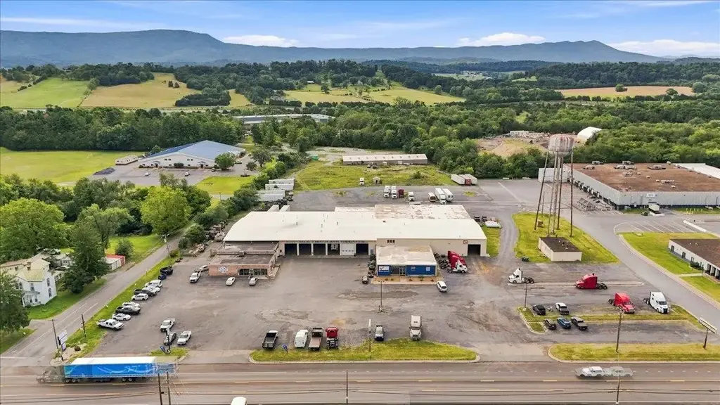 3226 North Valley Pike, Harrisonburg