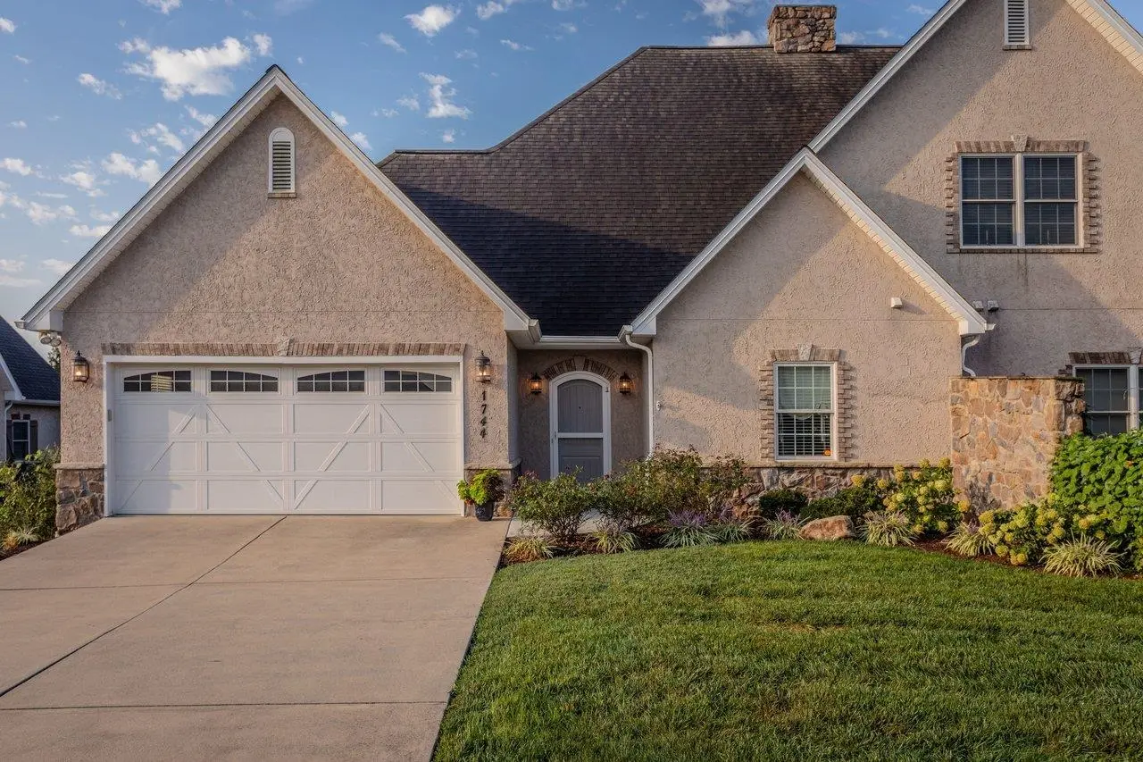 1744 Heritage Estates Cir, Harrisonburg
