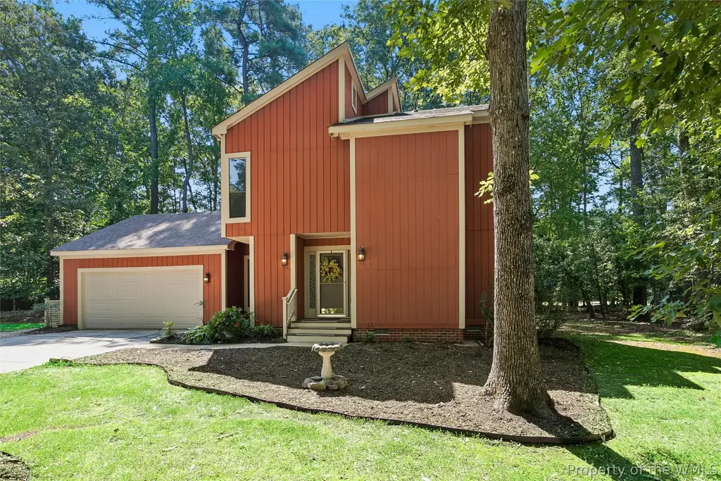 105 Mace Street, Williamsburg