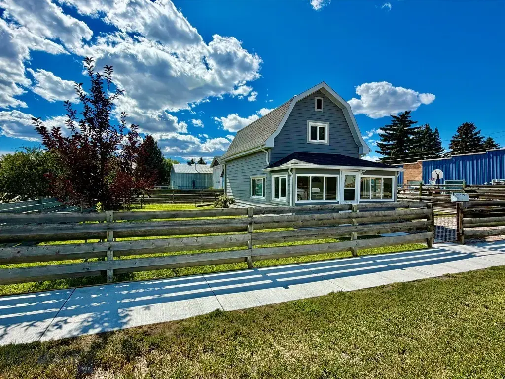 636 E Glendale Street, Dillon