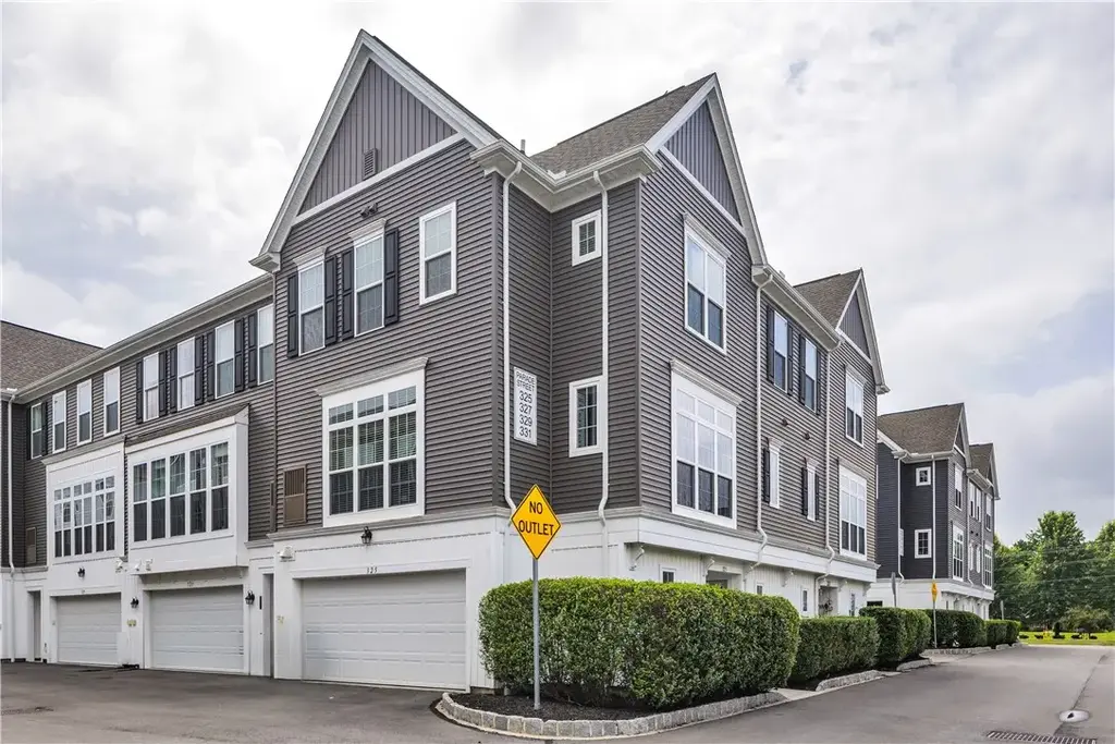 325 Parade Street , Cranberry