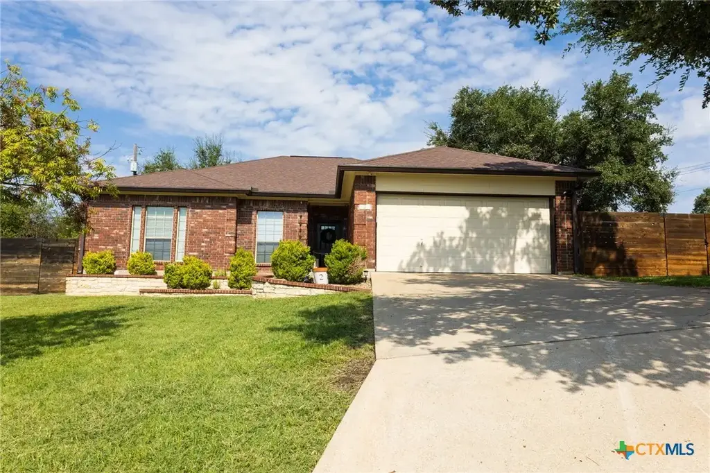 2 Westridge Place, Lampasas